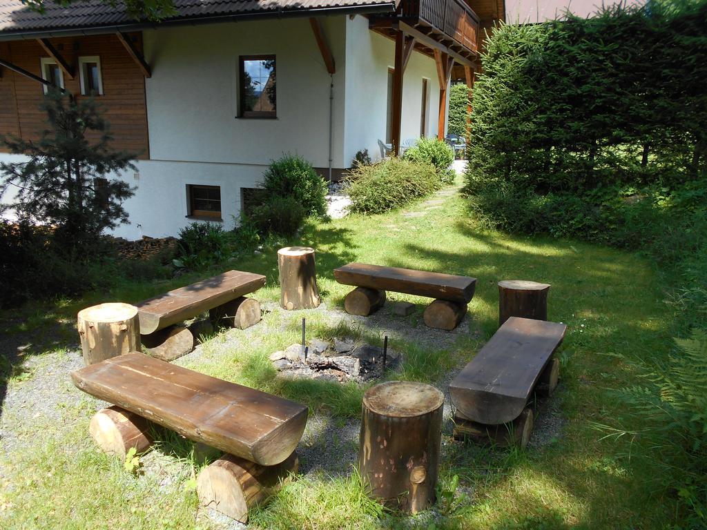 Apartmany Base Camp Железна-Руда Экстерьер фото