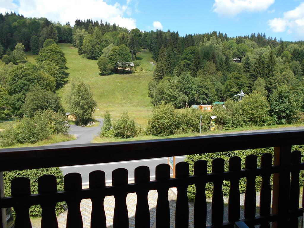 Apartmany Base Camp Железна-Руда Экстерьер фото